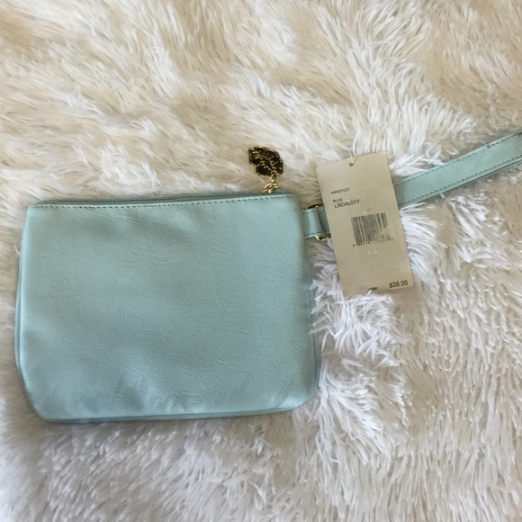 NWT Betsey Johnson Blue Daisy Wristlet - Picture 4 of 5